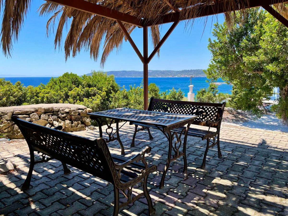 Vasilikos Apartments Paralia Agias Foteinis Exteriör bild