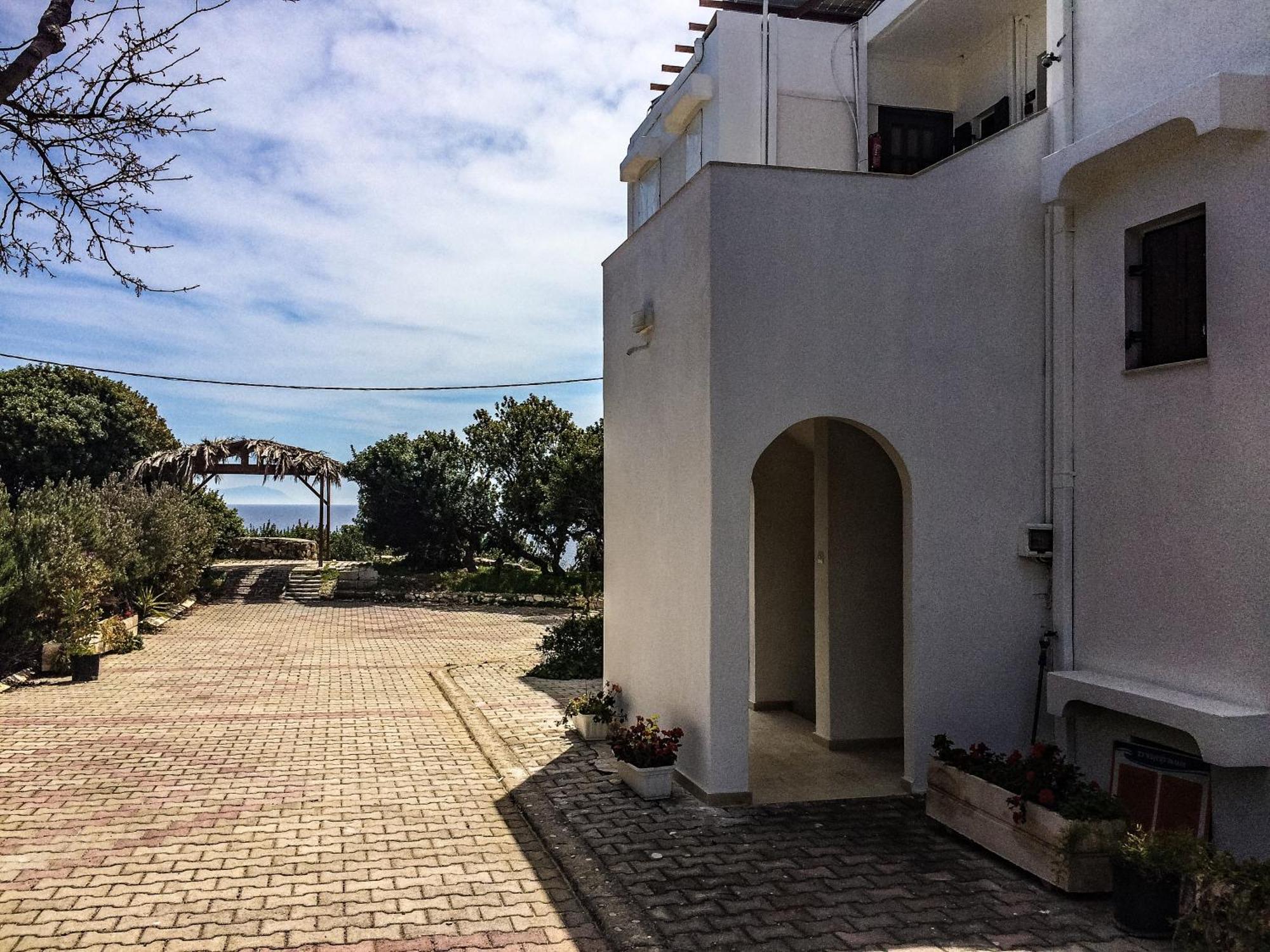 Vasilikos Apartments Paralia Agias Foteinis Exteriör bild
