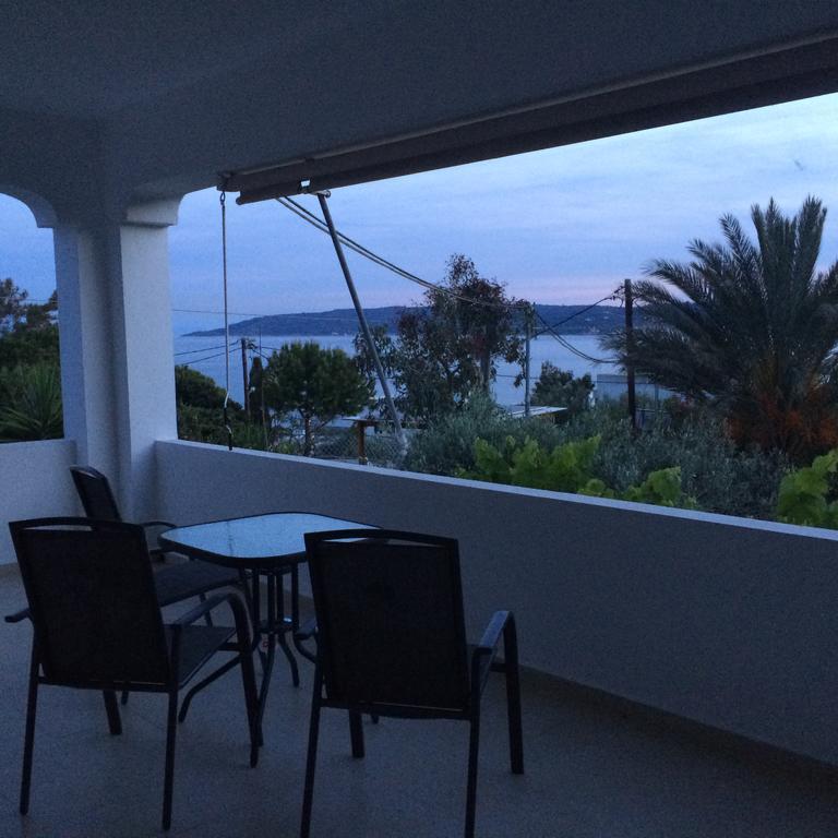 Vasilikos Apartments Paralia Agias Foteinis Exteriör bild